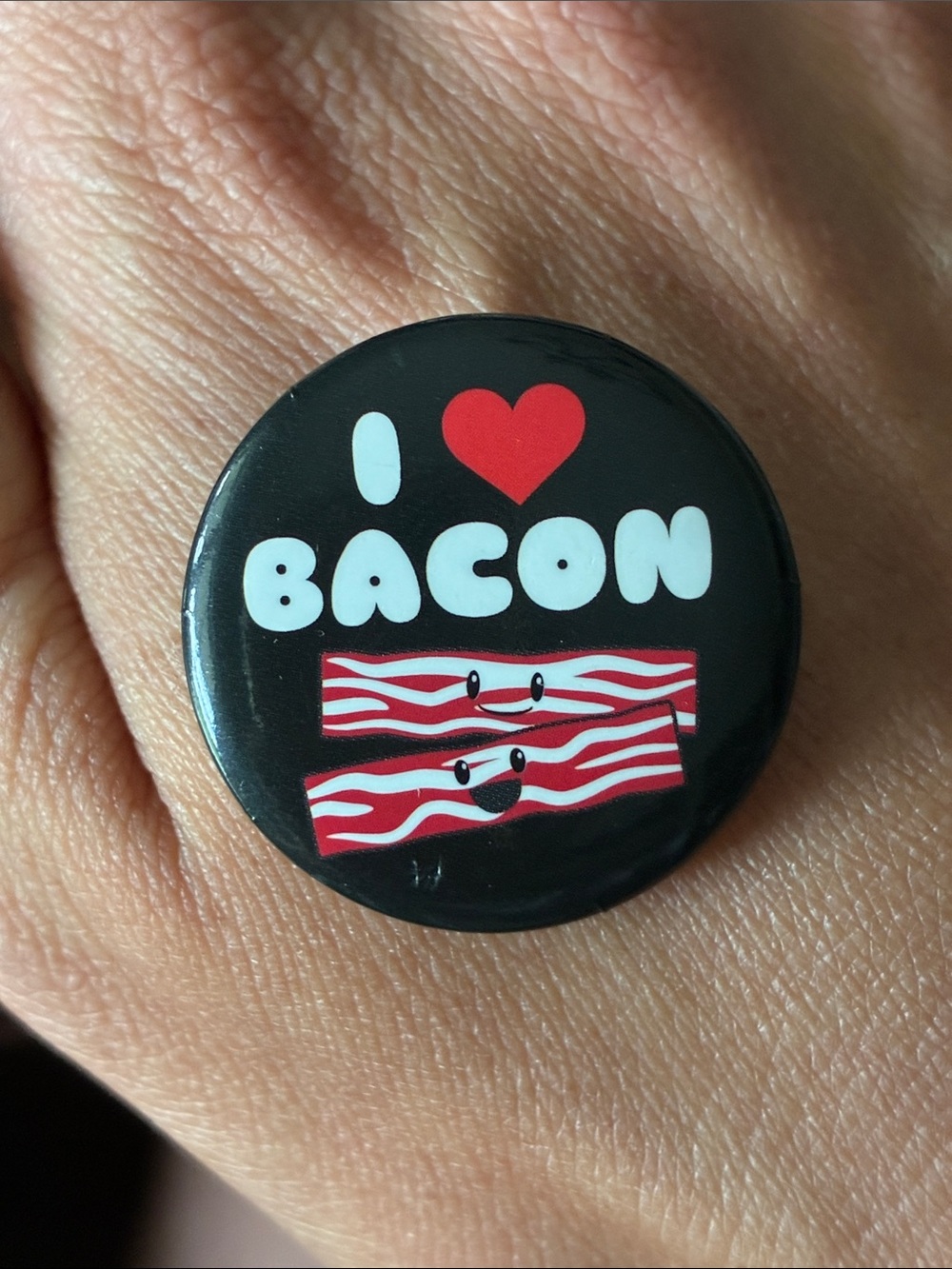 🔺FREE WHEN BUNDLED🔺 “I ❤️ Bacon” Round Button Pin